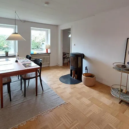 Feriehus Awesome In Limhamn With Kitchen *