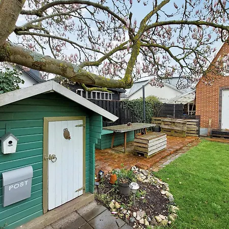 Awesome In Limhamn With Kitchen Holiday home *